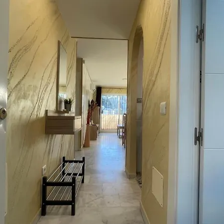 Apartamento Con Vista A La Piscina Apartment Benalmadena